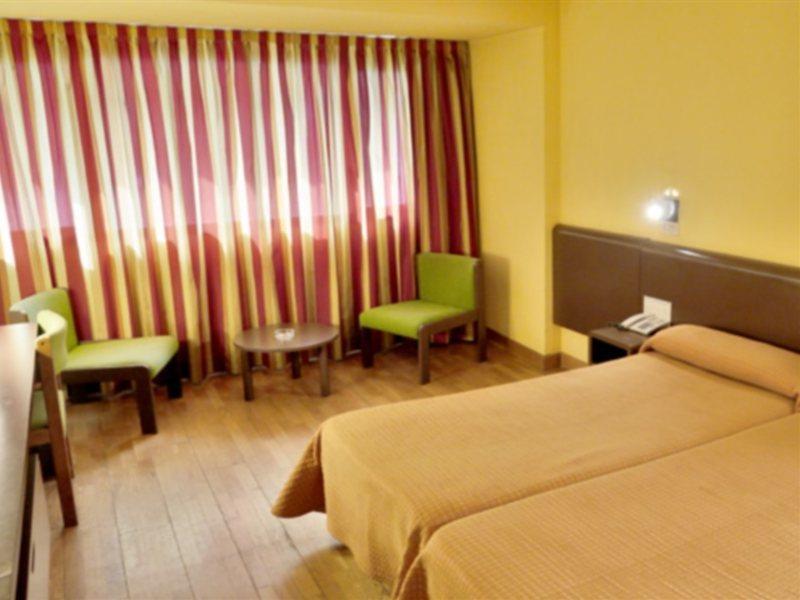 Hotel Sant Eloi Sant Julia de Loria Exterior photo